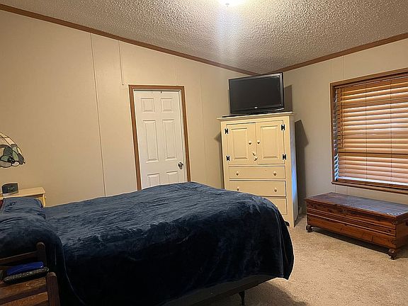 4th image of 265 Forest Green Dr