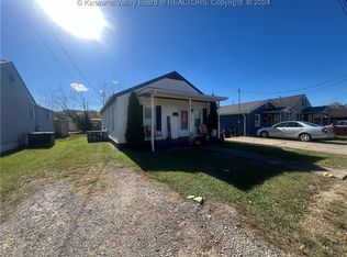 2221 Wilson Ave, Saint Albans, WV 25177
