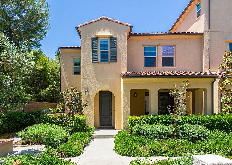 1st image of 256 Borrego Dr