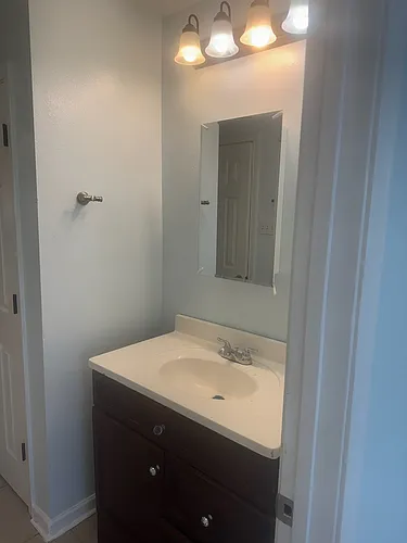 411 E Solidell St Photo 1