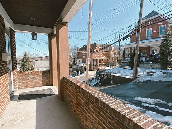 4th image of 101 E Cherryhill St