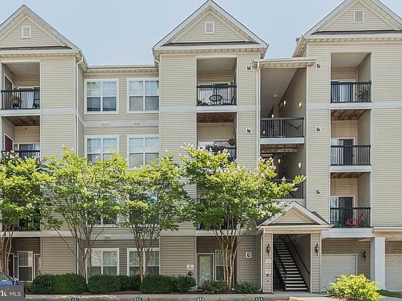 2nd image of 5117 Travis Edward Way APT H