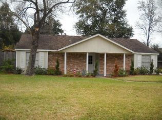 7230 Jadewood Dr, Houston, TX 77088