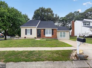 325 Double Eagle Dr, Linthicum, MD 21090