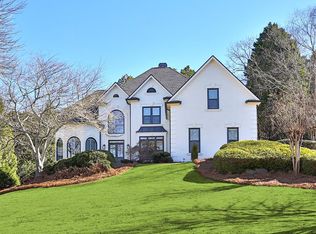 5940 Whitestone Ln, Suwanee, GA 30024