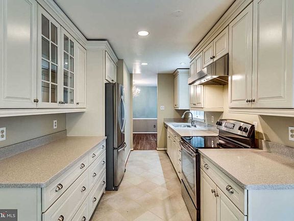 5th image of 8611 Pappas Way