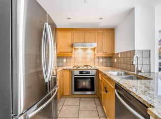 1383 Marinaside Cres #512, Vancouver, BC V6Z 2W9