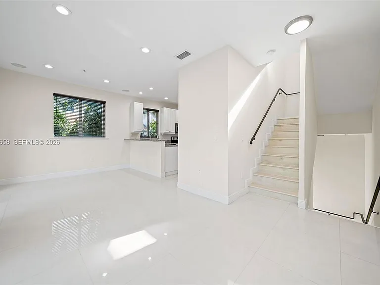 2951 Virginia St — Photo 3