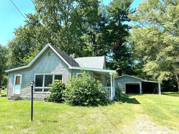 365 N Jefferson St, Lyons, IN 47443