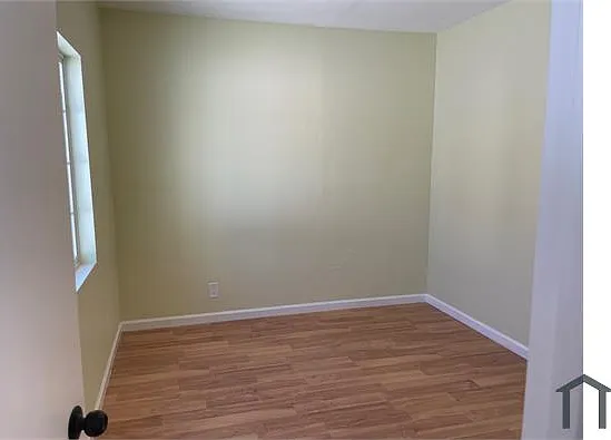 10057 Tujunga Canyon Blvd — Photo 5
