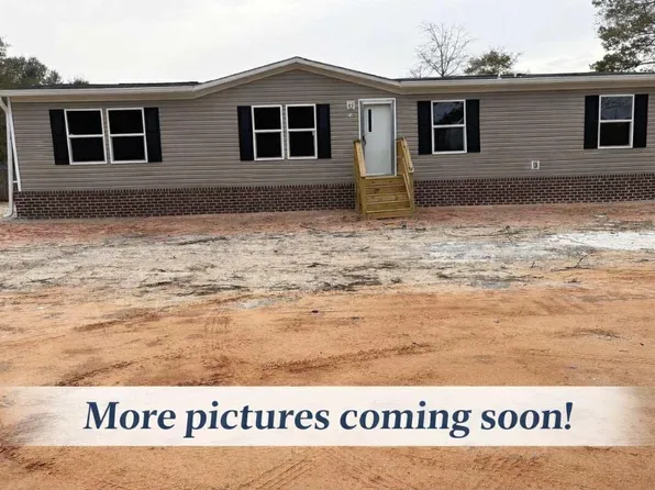 22 Leonardo Ct, Defuniak Springs, FL 32433