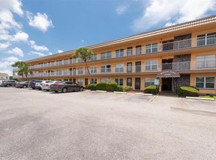 6400 46th Ave N APT 203, Kenneth City, FL 33709