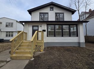 2733 Emmaus Ave, Zion, IL