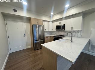 39 Herrick Rd #202, Newton Center, MA 02459