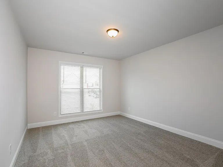 40 Heartland Cir — Photo 11