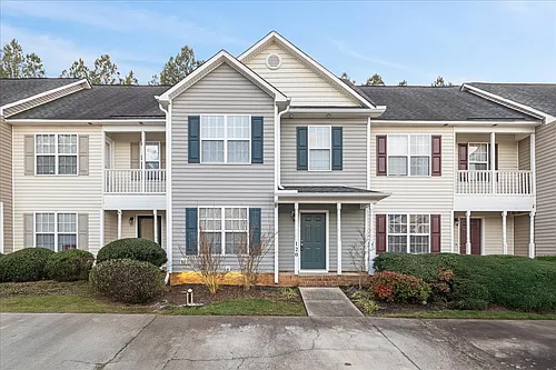 120 Gatwick Ct Photo 1