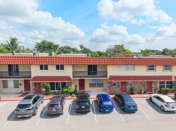 6659 SW 41st Place #38, Davie, FL 33314