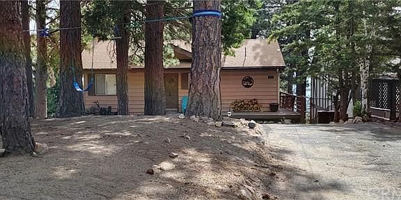 2nd image of 1810 Nob Hill Dr