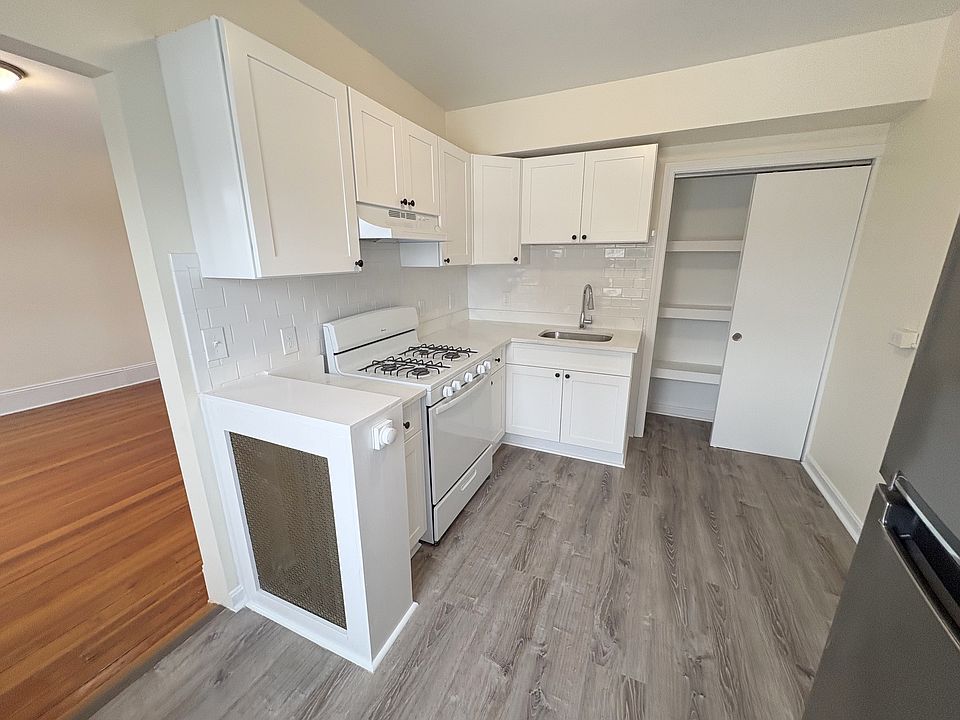 1st image of 885 Massachusetts Ave APT 14