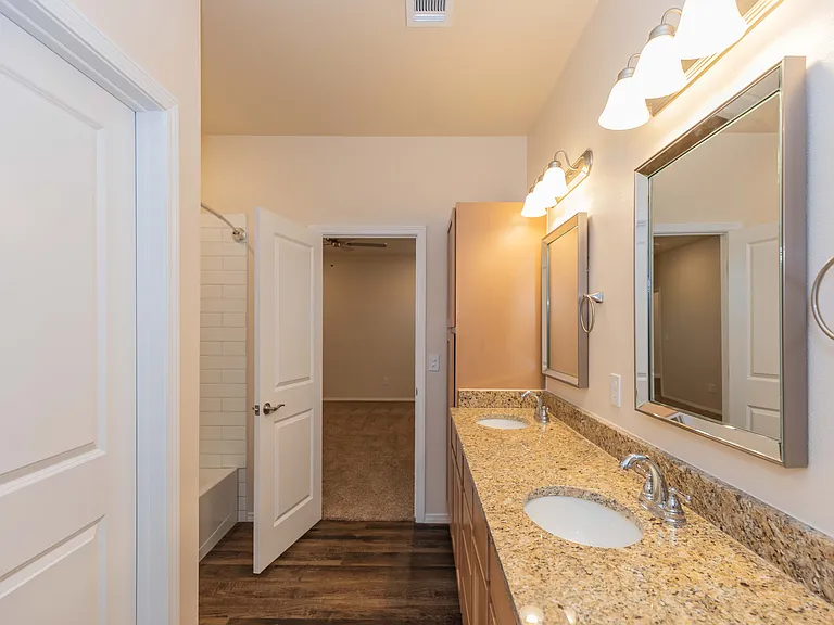 7516 Buck St — Photo 23