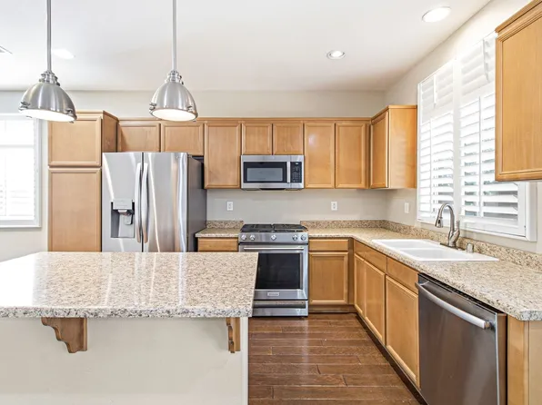 7667 Albright Peak Dr, Las Vegas, NV 89166