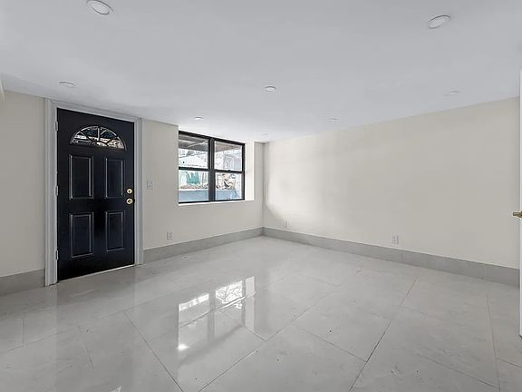 4th image of 119 E 29th St #6