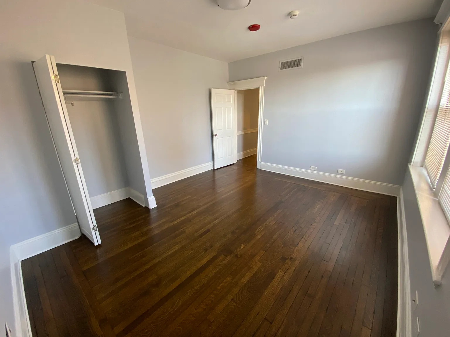 1 bed, 800 sqft, $3,500 — Photo 4