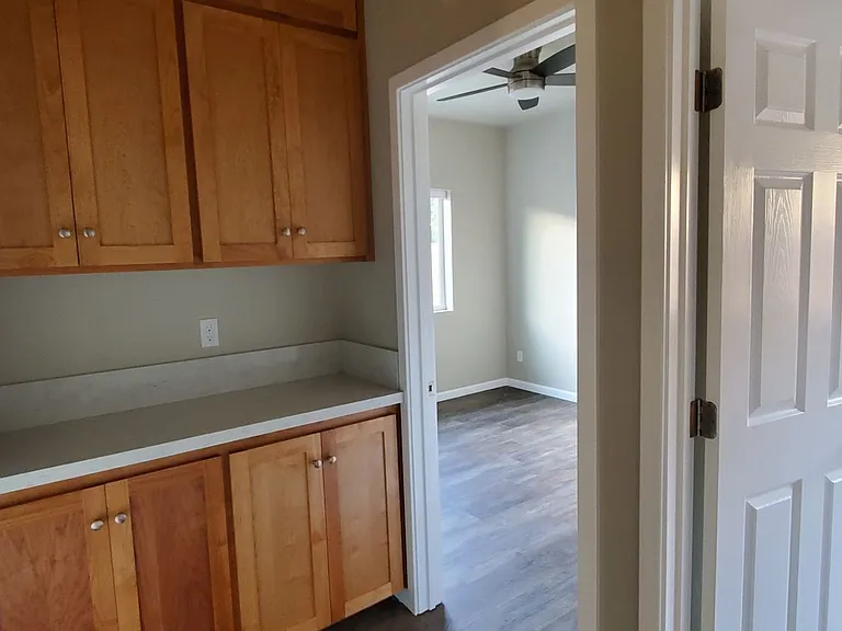 432 Grand Ave — Photo 11