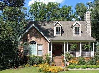 6 Crescent Ln, Huntington, WV 25702