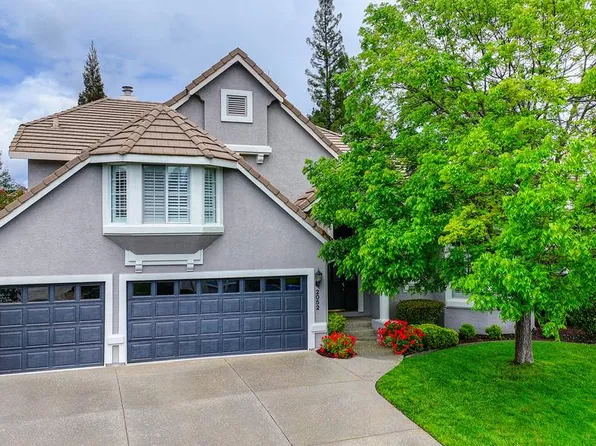 2052 Thornhill Dr, Roseville, CA 95746
