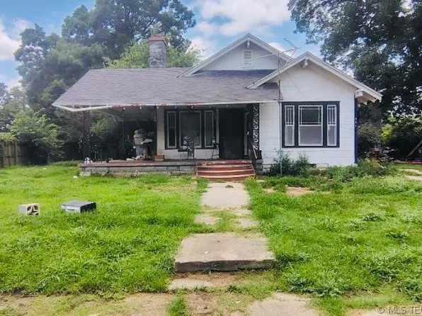 405 S 3rd St, Davis, OK 73030