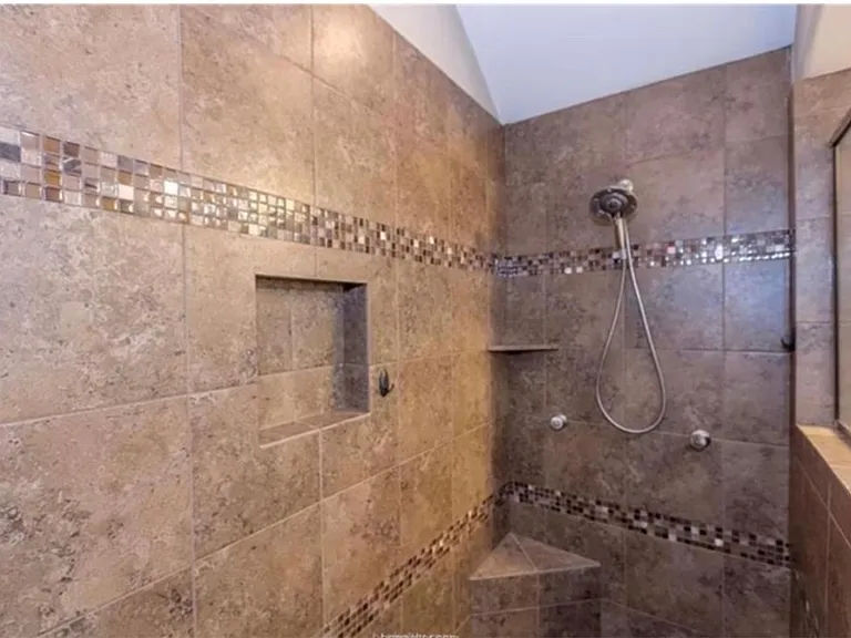 2513 Hailes Ln — Photo 15