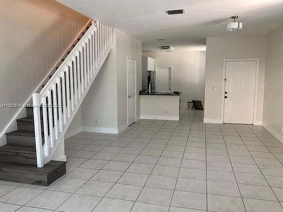 3rd image of 2175 Madeira Dr #2175