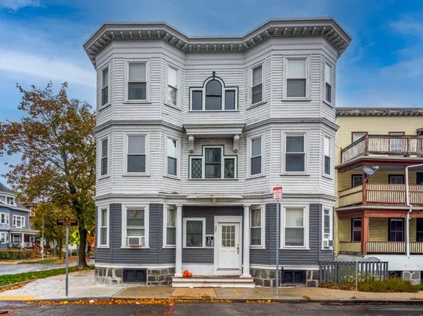 37 Taft St, Dorchester, MA 02125