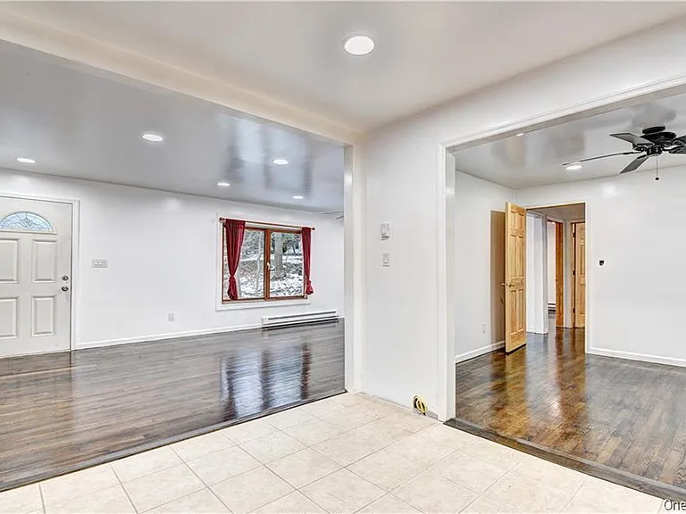 19 Lake Ave — Photo 8