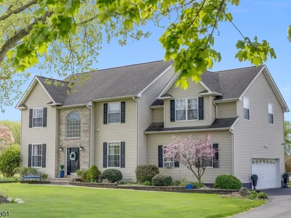 6 Quarry Road, Franklin Twp., NJ 08886