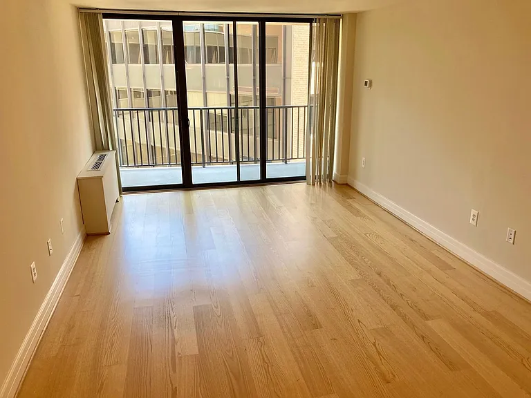 1255 New Hampshire Ave NW — Photo 96