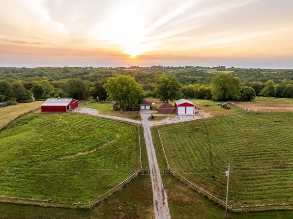 12149 Doniphan Lake Rd, Excelsior Springs, MO 64024