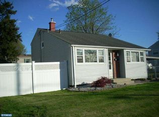 27 Ovington Dr, Hamilton, NJ 08620