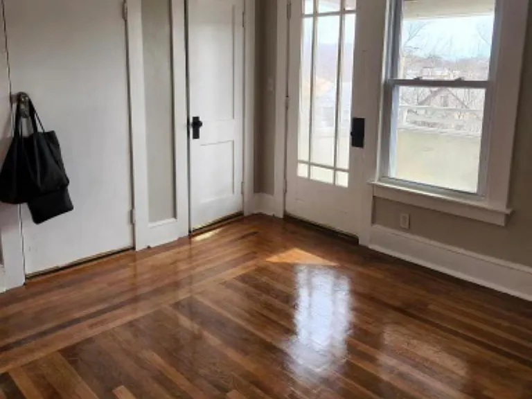 69 Burlington Ave #3 — Photo 13