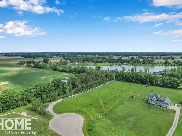 5088 Dor Ray Dr, Corunna, MI 48817