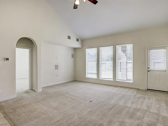 4th image of 9947 E Lazy Cove Ln