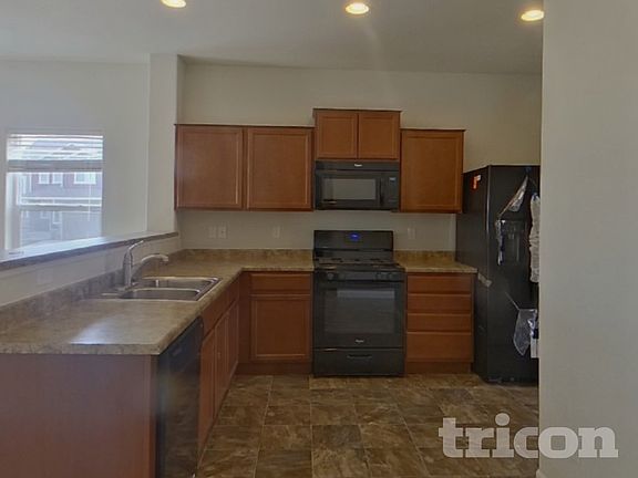 5th image of 6585 Kearsarge Dr