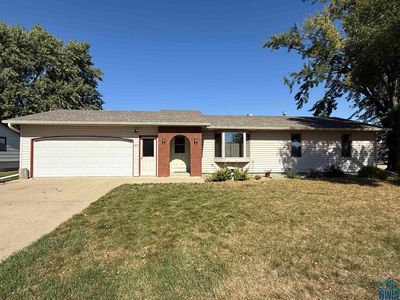 817 18th St, Hawarden, IA, 51023