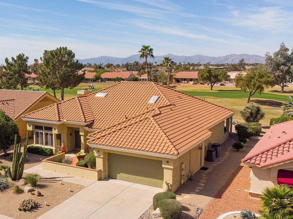 1st image of 20430 N Meadowood Dr