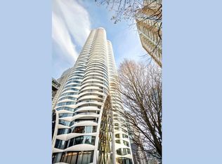 1033 Nelson St #1205, Vancouver, BC V6E 0E5