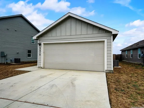 6670 ARID WAY, San Antonio, TX 78252