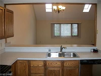 4th image of 6687 Laurel Ln #138