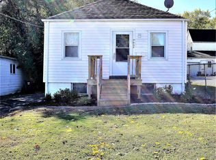 9648 Breckenridge Rd, Saint Louis, MO 63114