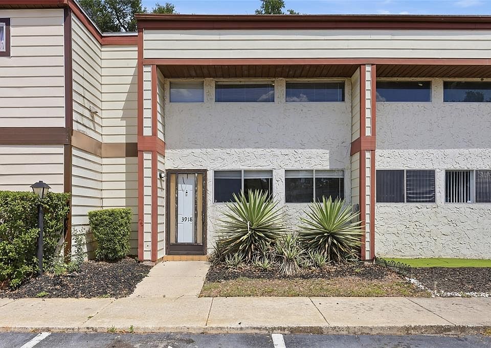 1st image of 3918 Crayrich Cir #C2